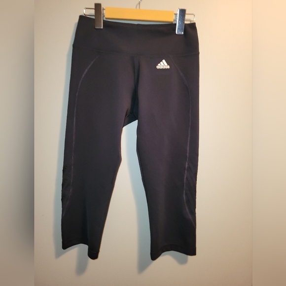 Adidas Capri Leggings Size Medium (24) Junior - Picture 1 of 3